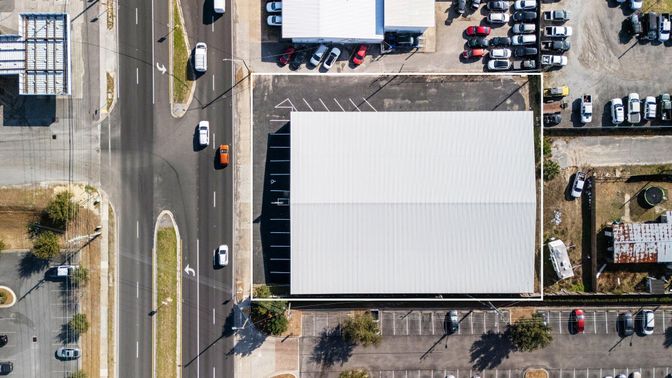 Exterior, Drone
