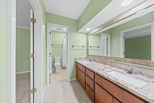 Bathroom, Dual Sink Vanities, Interior, Recessed Lighting