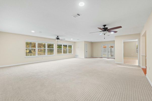 Empty room, Interior, Recessed Lighting
