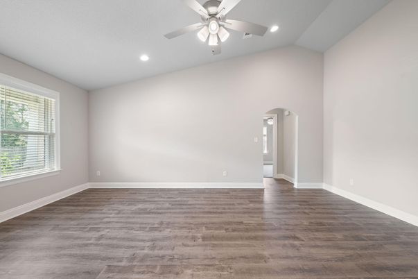 Empty room, Interior, Recessed Lighting, Wood Texture Flooring
