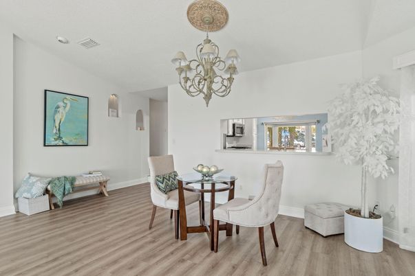 Chandelier, Dining room, Interior, Wood Texture Flooring