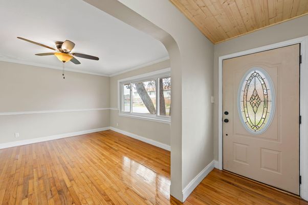 Empty room, Interior, Wooden Ceilings, Wood Texture Flooring