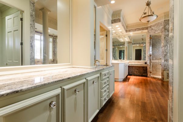 Bathroom, Interior, Pendant Lights, Recessed Lighting, Wood Texture Flooring