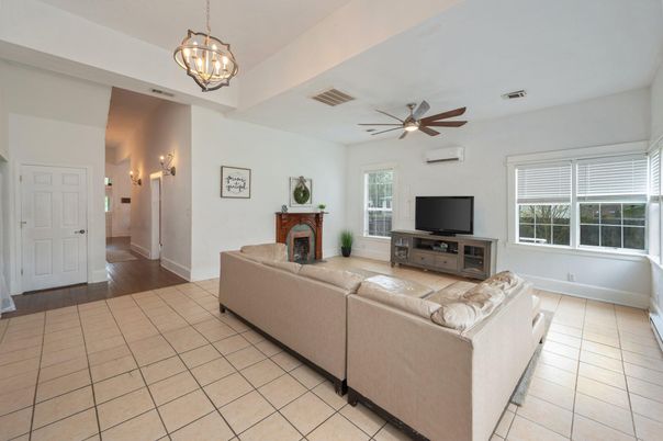 Chandelier, Fireplace, Interior, Living room, Pendant Lights