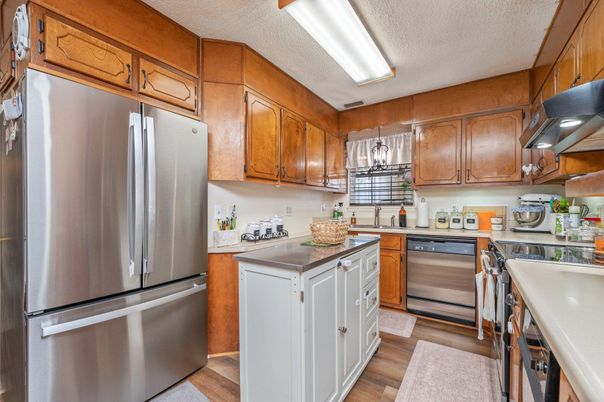 Interior, Kitchen, Stainless Steel Appliances, Wood Texture Flooring