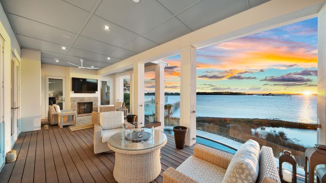 Fireplace, Interior, Living room, Recessed Lighting, Water