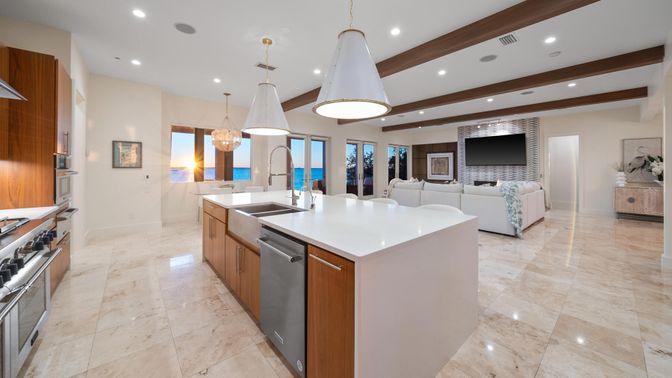 Interior, Kitchen, Living room, Pendant Lights, Recessed Lighting, Stainless Steel Appliances