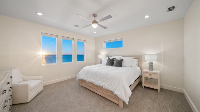 Bedroom, Interior, Recessed Lighting, Water