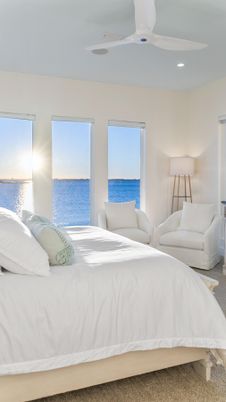 Bedroom, Interior, Recessed Lighting, Water