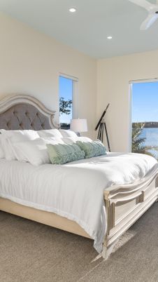 Bedroom, Interior, Recessed Lighting, Water
