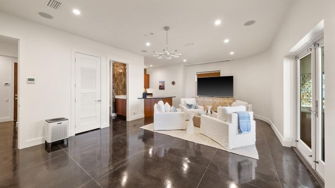 Interior, Living room, Pendant Lights, Recessed Lighting