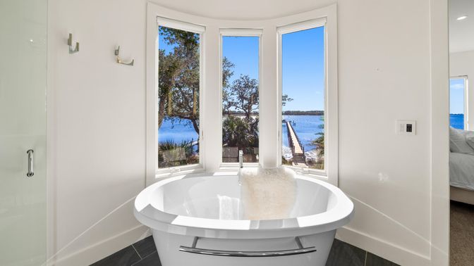 Bathroom, Free Standing Baths, Interior, Water