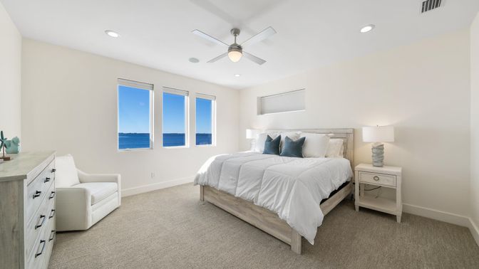 Bedroom, Interior, Recessed Lighting, Water