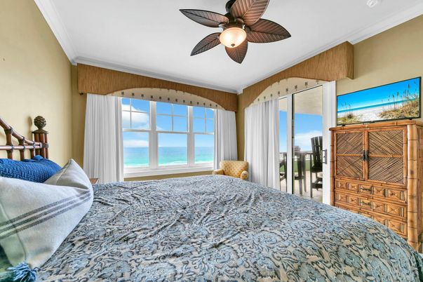 Bedroom, Interior, Water
