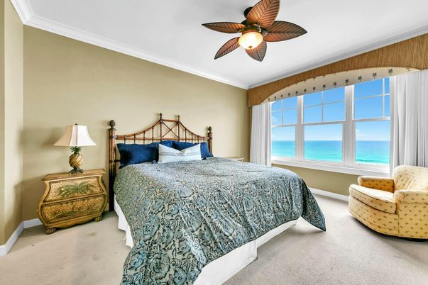 Bedroom, Interior, Water