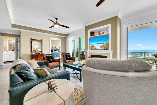 Fireplace, Interior, Living room, Water