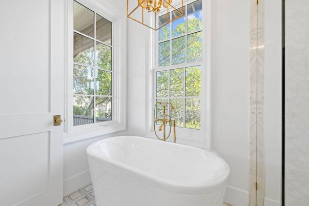 Bathroom, Free Standing Baths, Interior