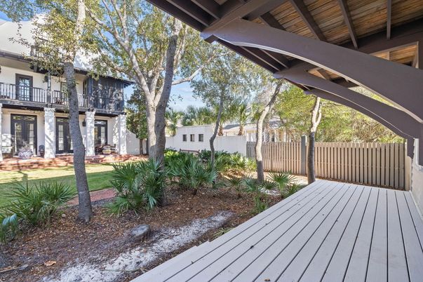 Backyard, Exterior