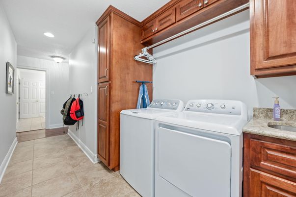 Interior, Recessed Lighting, Washer