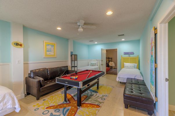 Billiard Table, Game Room, Interior, Recessed Lighting