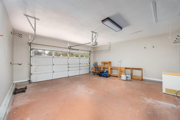 Garage, Interior
