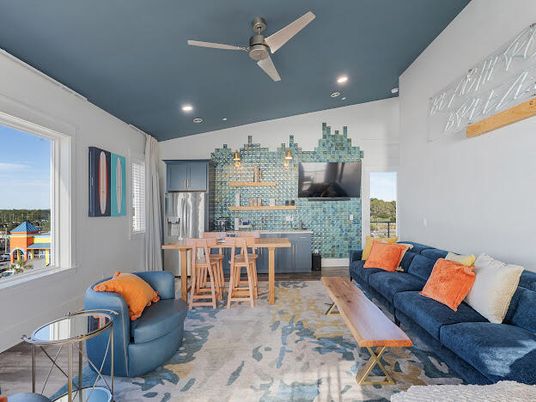 Interior, Kitchen, Living room, Recessed Lighting, Stainless Steel Appliances