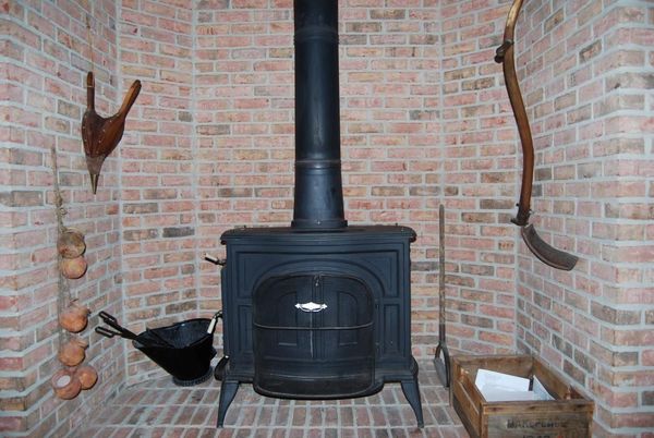 Exterior, Fireplace