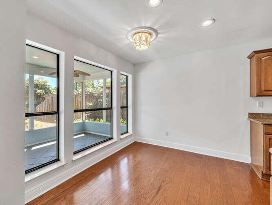 Empty room, Interior, Recessed Lighting, Wood Texture Flooring