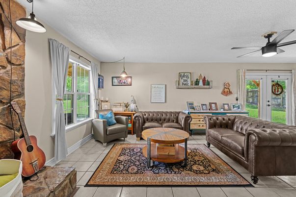 Interior, Living room, Pendant Lights, Piano
