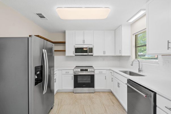 Interior, Kitchen, Stainless Steel Appliances, Wood Texture Flooring