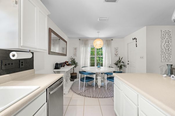 Dining room, Interior, Kitchen, Pendant Lights