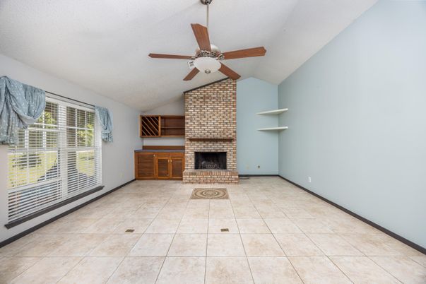 Empty room, Fireplace, Interior, Stone Walls