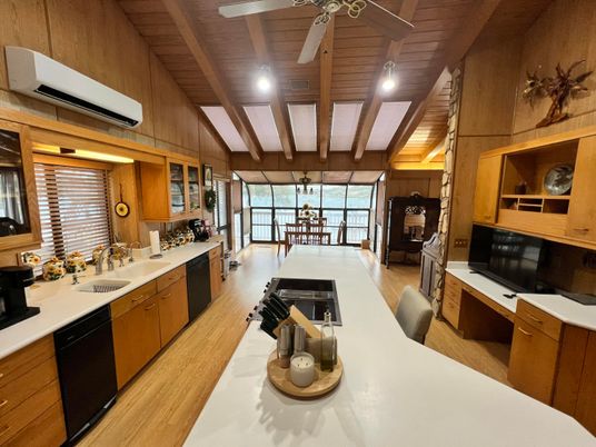 Dining room, Interior, Kitchen, Recessed Lighting, Wooden Beams, Wooden Ceilings, Wood Texture Flooring