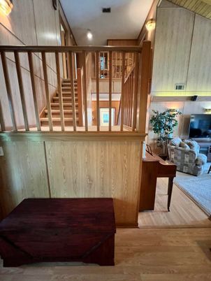 Interior, Recessed Lighting, Wood Texture Flooring