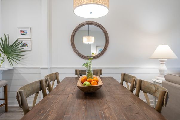 Dining room, Interior