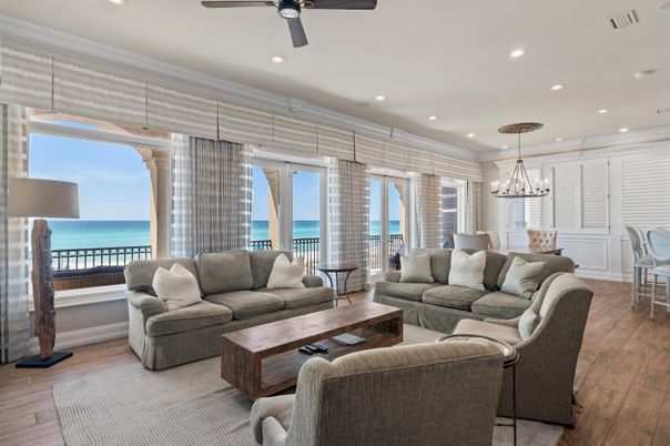 Chandelier, Dining room, Interior, Living room, Recessed Lighting, Water, Wood Texture Flooring