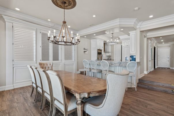 Chandelier, Dining room, Interior, Kitchen, Recessed Lighting, Wood Texture Flooring