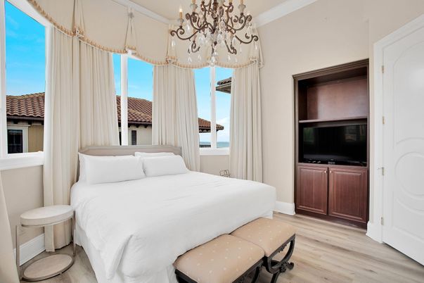 Bedroom, Chandelier, Interior, Wood Texture Flooring