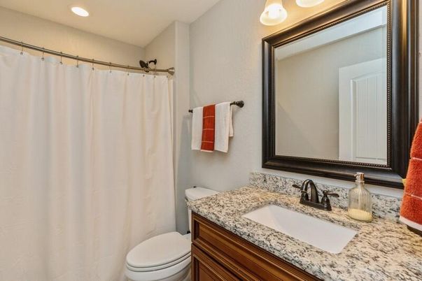 Bathroom, Interior, Recessed Lighting