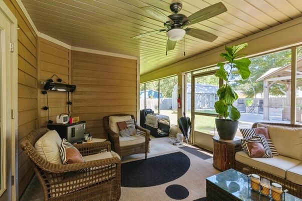 Interior, Living room, Sun Room