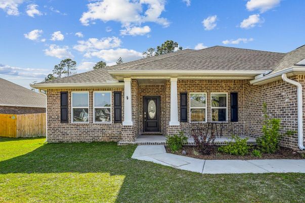 Exterior, Facade, Brick Facade, Ranch