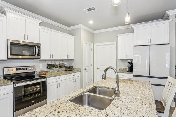 Interior, Kitchen, Pendant Lights, Recessed Lighting, Stainless Steel Appliances