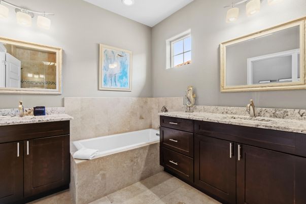 Bathroom, Dual Sink Vanities, Interior, Recessed Lighting