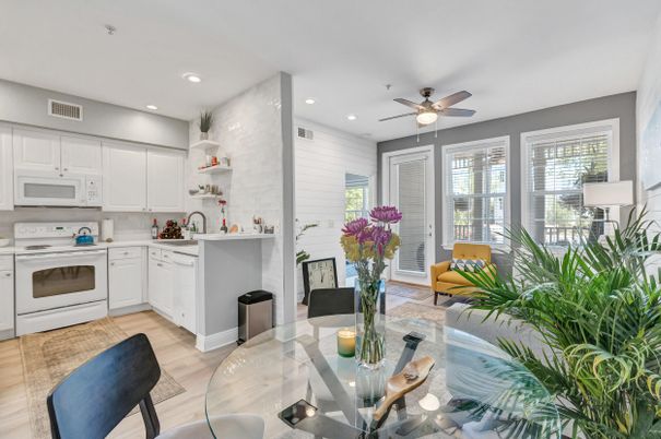Dining room, Interior, Kitchen, Recessed Lighting, Wood Texture Flooring