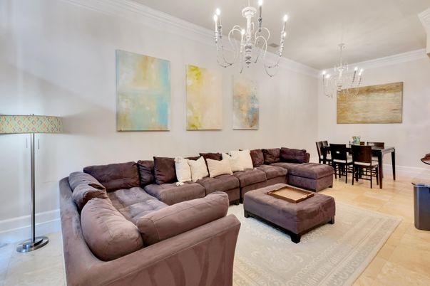 Chandelier, Dining room, Interior, Living room