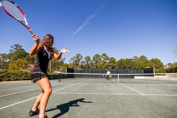Exterior, Tennis Courts