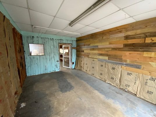 Empty room, Interior, Wooden Walls