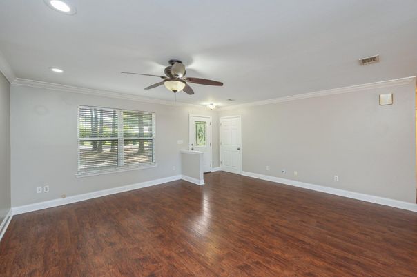 Empty room, Interior, Recessed Lighting, Wood Texture Flooring