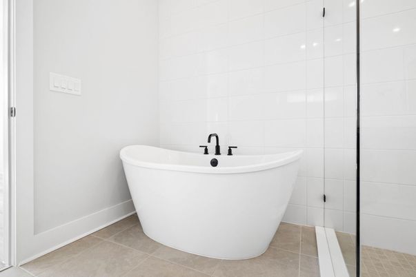 Bathroom, Free Standing Baths, Interior