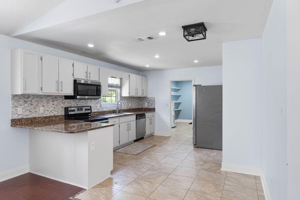 Interior, Kitchen, Recessed Lighting